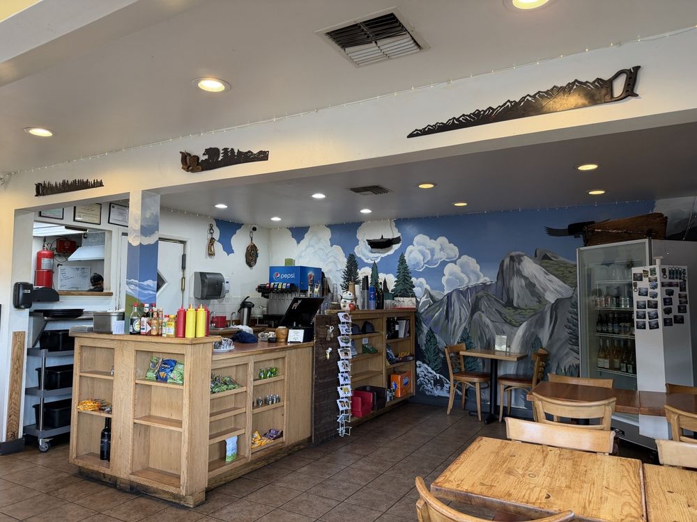 Priest Station Cafe