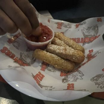 Hooters - American Near Me - Baton Rouge, Louisiana Hooters - American Near Me - Baton Rouge, Louisiana