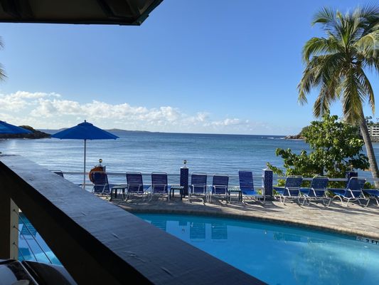 Iggies Beach Bar & Grill by null