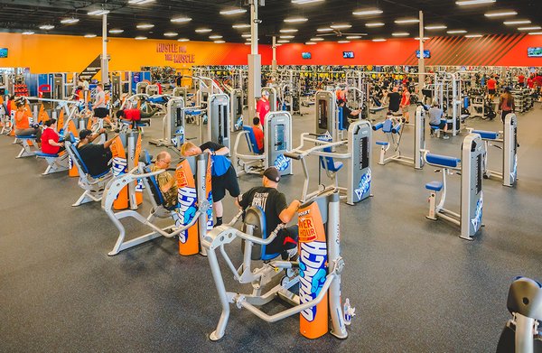 Crunch Fitness - Fountain Valley by null