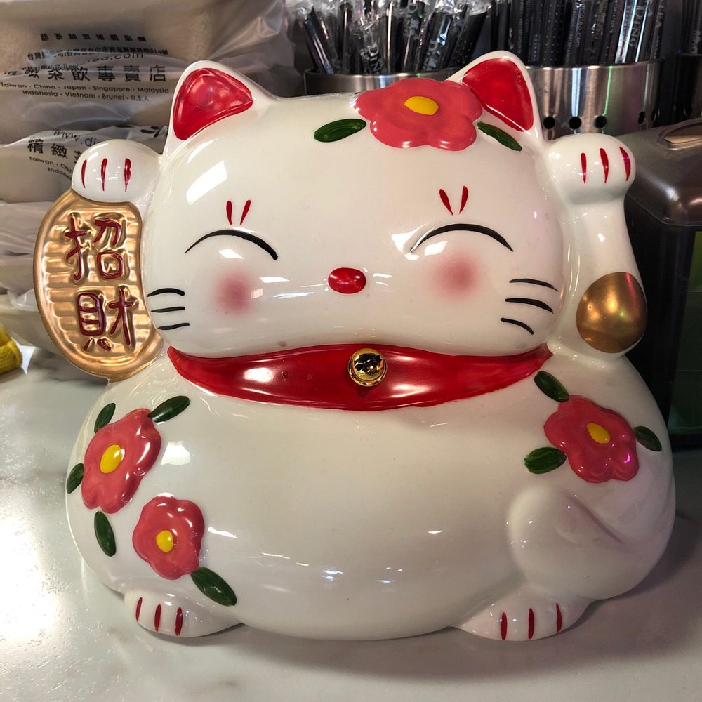 Ding Tea Pinellas - Happy Lucky Cat cuz she has Boba Tea! - Bubble Tea Near Me - Pinellas Park, Florida