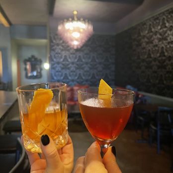Grant’s Sidecar Bar - Old fashioned & Manhattan - Bars Near Me - Meridian, Idaho Grant’s Sidecar Bar - Old fashioned & Manhattan - Bars Near Me - Meridian, Idaho
