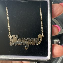 Beautifully made. Thick hold and beautiful chain. My daughter loves it