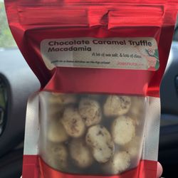 Joes Nuts Macadamia Farm - Bag of nuts; 3 for $25