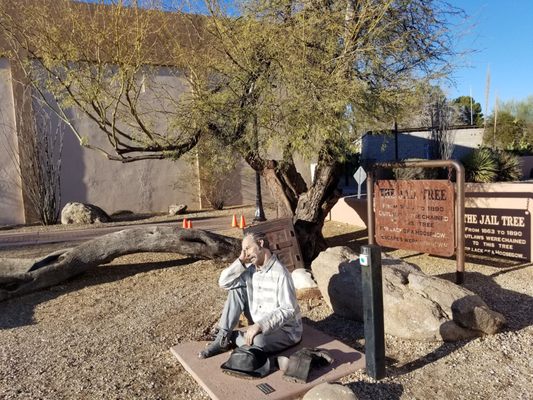 The Jail Tree by null