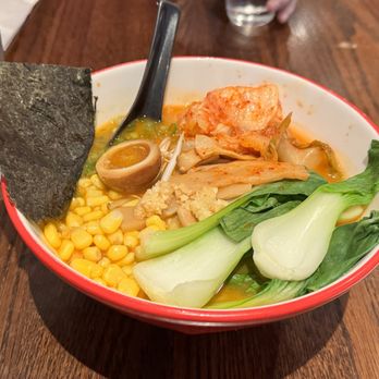 Hakata Ramen & Sushi - Sushi Bars Near Me - Waltham, Massachusetts Hakata Ramen & Sushi - Sushi Bars Near Me - Waltham, Massachusetts