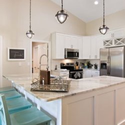Paradise Housekeeping
