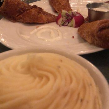 Photo of County Clare Irish Pub - Milwaukee, WI, United States. Ruben Rolls + Mashed Potatoes