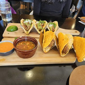 3 Mariachis - Mexican Near Me - Richmond Hill, Ontario 3 Mariachis - Mexican Near Me - Richmond Hill, Ontario