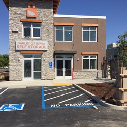 Oakley Gateway Self Storage - Secure Self Storage