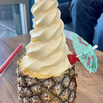Pineapple Park - Dole Soft Serve Float (Bonsai) - Ice Cream & Frozen Yogurt Near Me - Las Vegas, Nevada Pineapple Park - Dole Soft Serve Float (Bonsai) - Ice Cream & Frozen Yogurt Near Me - Las Vegas, Nevada