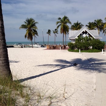 Tranquility Bay Beachfront Resort - Tiki bar - Resorts Near Me - Marathon, Florida Tranquility Bay Beachfront Resort - Tiki bar - Resorts Near Me - Marathon, Florida