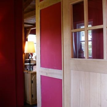 Redroom - Lounges Near Me - Hamburg, HH