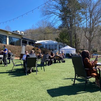 Ray's On the River - The lawn seating. - Seafood Near Me - Sandy Springs, Georgia