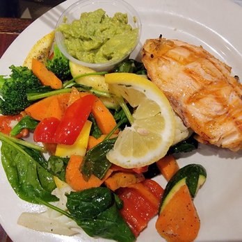 D'Lish - Grilled Salmon Guacamole veggies - Pizza Near Me - Chula Vista, California
