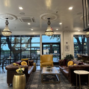 Simona's - Coffee & Tea Near Me - Austin, Texas