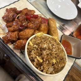 Lunch Specials General Tsao Chicken Lunch Specials General Tsao Chicken
