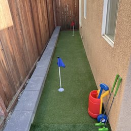 Putting green Putting green