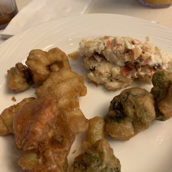 Palace Buffet - Fried vegetables and Crab Rangoon - Buffets Near Me - Biloxi, Mississippi Palace Buffet - Fried vegetables and Crab Rangoon - Buffets Near Me - Biloxi, Mississippi