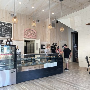 Bella Bakery - The counter and baked goods case. - Coffee & Tea Near Me - Kingsburg, California