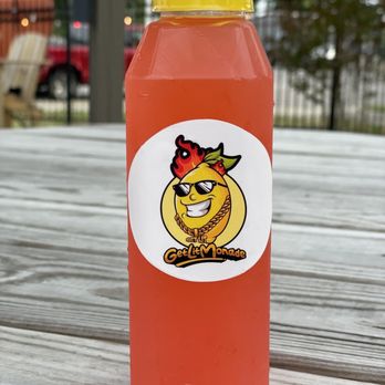 Get lit Catering - Strawberry Get Lit-'monadade - Food Trucks Near Me Get lit Catering - Strawberry Get Lit-'monadade - Food Trucks Near Me