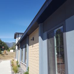 Mr. Gutter - Custom made to fit soffit and fascia
