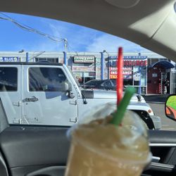 Juice Land - Mango cocunut smoothie.