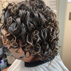 Danni's Salon & Spa - Hair perm