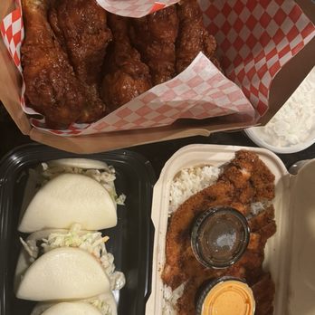 Bonchon Village Way - Soy Garlic drumstick, pork belly Bao, and chicken Katsu - Chicken Wings Near Me - San Diego, California Bonchon Village Way - Soy Garlic drumstick, pork belly Bao, and chicken Katsu - Chicken Wings Near Me - San Diego, California