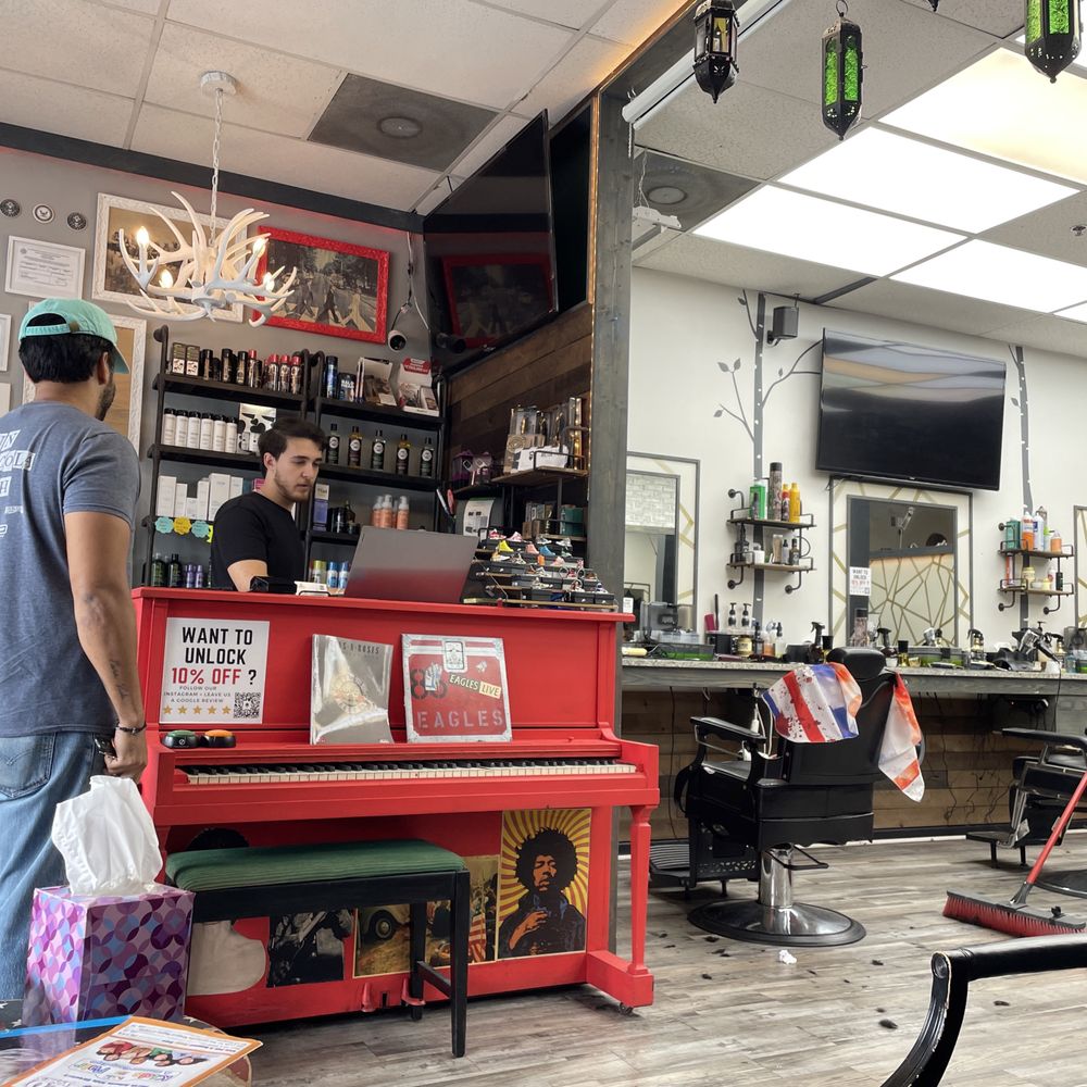 Milton Salon - Men's Hair Salons Near Me - Alpharetta, Georgia Milton Salon - Men's Hair Salons Near Me - Alpharetta, Georgia