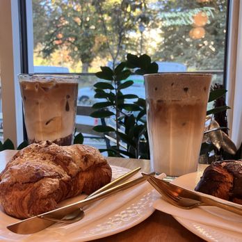 Caffe Mira - Pistachio croissant, iced dirty ube latte, iced black sesame latte - Cafes Near Me - New Westminster, British Columbia Caffe Mira - Pistachio croissant, iced dirty ube latte, iced black sesame latte - Cafes Near Me - New Westminster, British Columbia