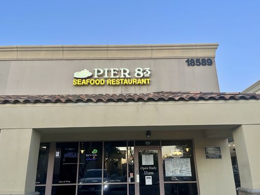 Oscar's Pier 83 by null