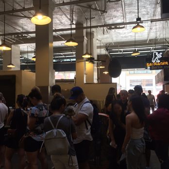 Eggslut - Crazy long line! - Breakfast & Brunch Near Me - Los Angeles, California
