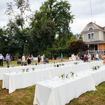 Clackamas River Farm - Guests arriving - Venues & Event Spaces Near Me - Eagle Creek, Oregon Clackamas River Farm - Guests arriving - Venues & Event Spaces Near Me - Eagle Creek, Oregon