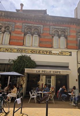 La Pelle Café - Torréfacteur de cafés de spécialité | Coffee-bar by null