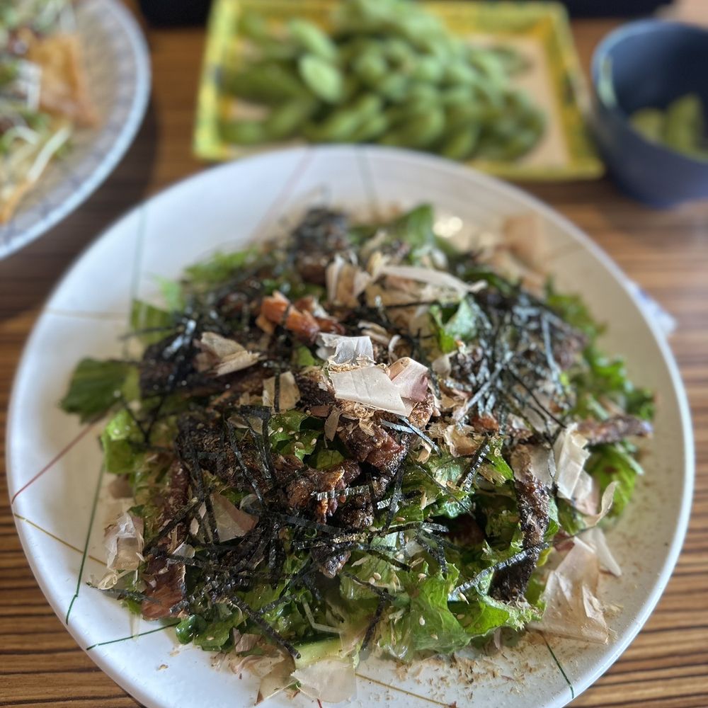 Gyotaku - Salmon Skin Salad. The salmon skin was perfectly cooked and thick. Dressing was light. Nice portion size as well. - Japanese Near Me - Honolulu, Hawaii Gyotaku - Salmon Skin Salad. The salmon skin was perfectly cooked and thick. Dressing was light. Nice portion size as well. - Japanese Near Me - Honolulu, Hawaii