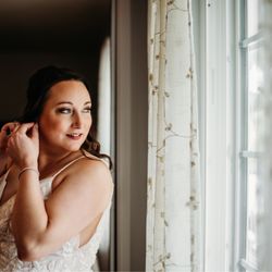 Heidi's Studio - Makeup