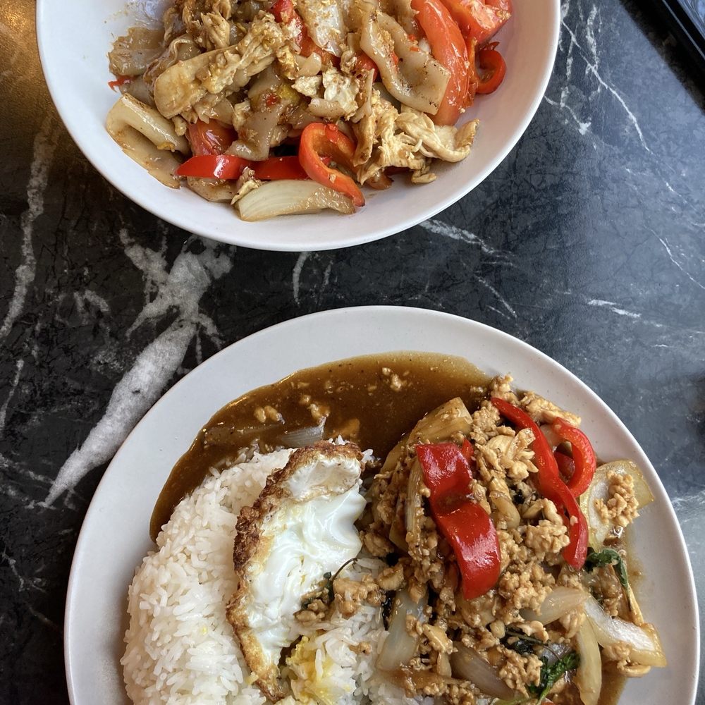 Pad Kee Mow Pad Kaprao Pad Kee Mow Pad Kaprao
