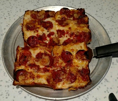 Buddy's Pizza by null