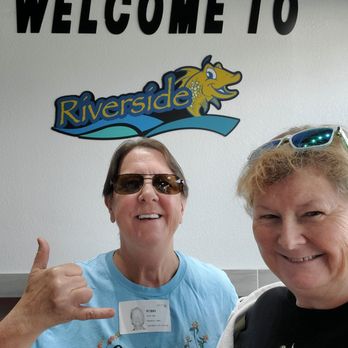 Riverside Seafood Market - Happy customers - Seafood Markets Near Me - Tampa, Florida Riverside Seafood Market - Happy customers - Seafood Markets Near Me - Tampa, Florida