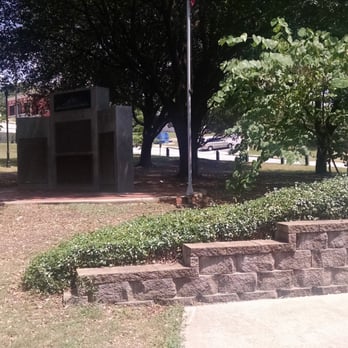 Memorial Park - Another monument located in the park. - Parks Near Me - Columbia, South Carolina Memorial Park - Another monument located in the park. - Parks Near Me - Columbia, South Carolina