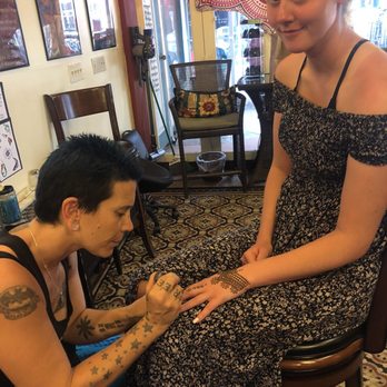 Kona Henna Studio - Henna Artists Near Me - Kailua Kona, Hawaii Kona Henna Studio - Henna Artists Near Me - Kailua Kona, Hawaii