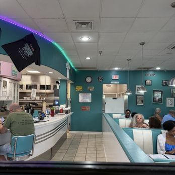 Van Dorn Diner - Diners Near Me - Alexandria, Virginia Van Dorn Diner - Diners Near Me - Alexandria, Virginia