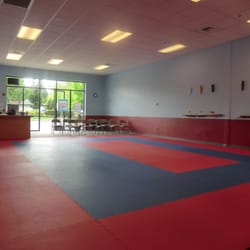 Aspire Karate - Inside view of our Dojo.