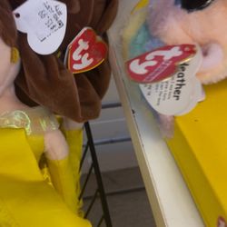 Sunshine Market - Price marked on all of them, but they would not honor price