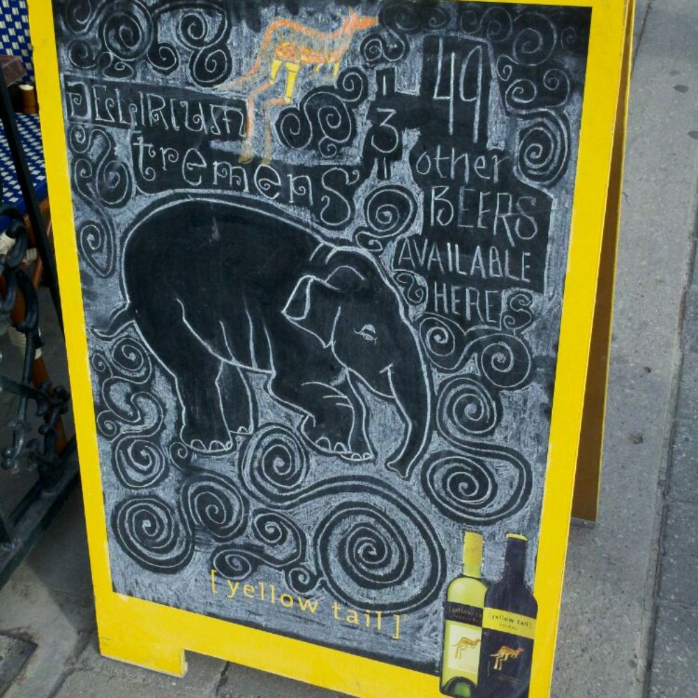 Town Crier Pub - Pubs Near Me - Toronto, Ontario Town Crier Pub - Pubs Near Me - Toronto, Ontario