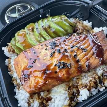 Yogis Grill - Salmon teriyaki bowel - Japanese Near Me - Phoenix, Arizona