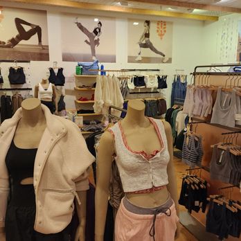 Free People - Women's Clothing Near Me - Fort Lauderdale, Florida Free People - Women's Clothing Near Me - Fort Lauderdale, Florida