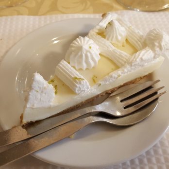 Restaurante Nacional - A kind of key lime pie, light and tasty. - Portuguese Near Me - Ponta Delgada, 20