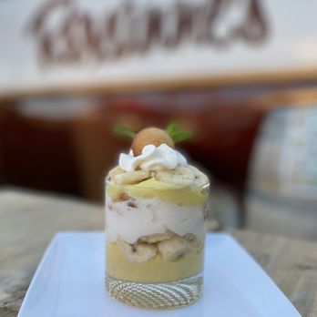Roxanne's - Banana Pudding - Lounges Near Me - Long Beach, California Roxanne's - Banana Pudding - Lounges Near Me - Long Beach, California